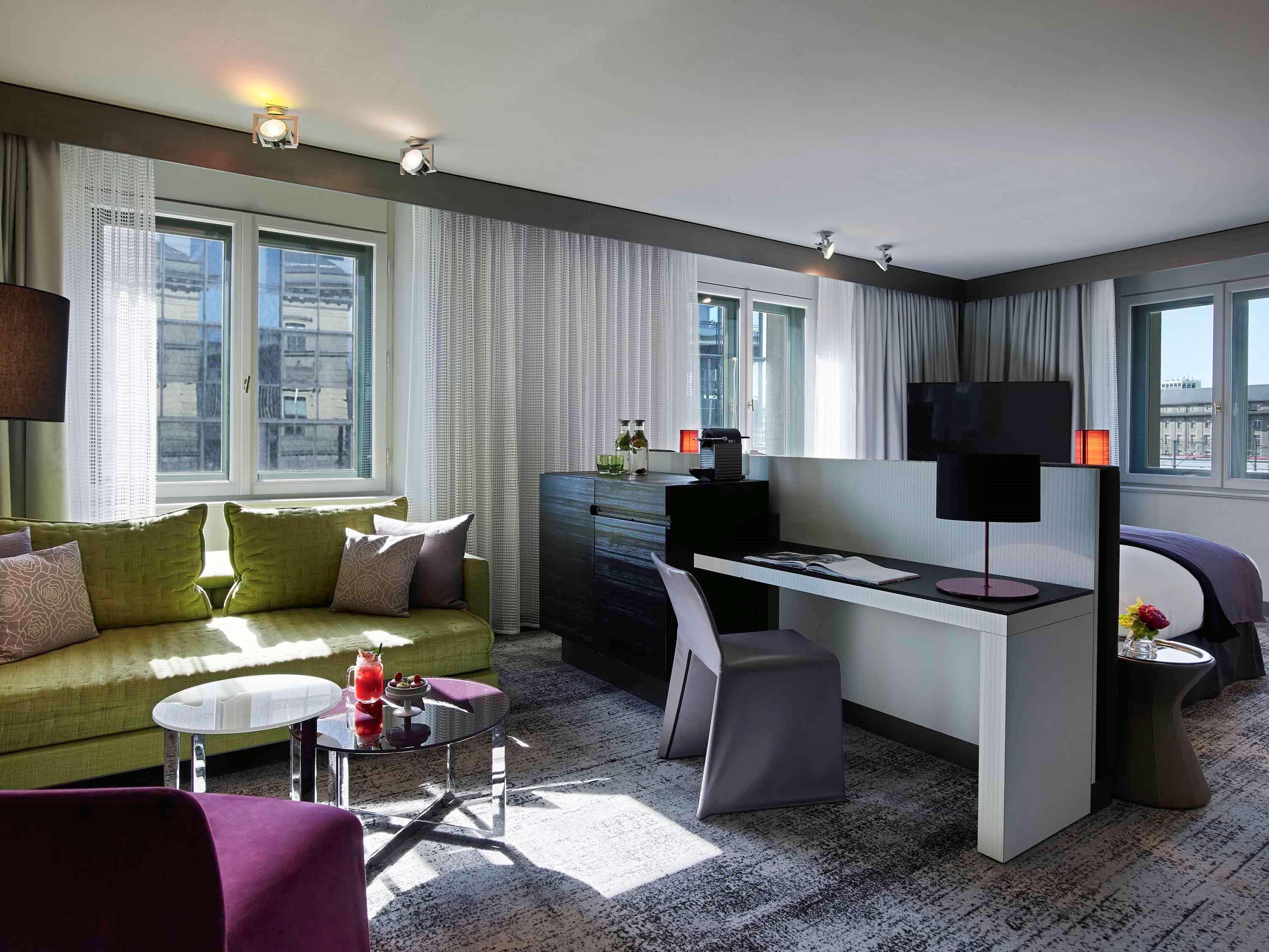 Sofitel Munich Bayerpost Hotel Exterior photo Suite at the Hotel